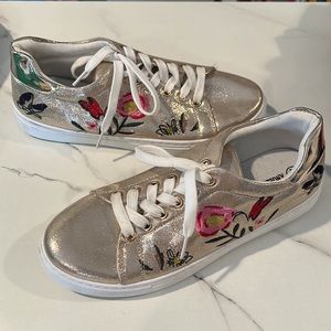 Angelo Milano gold FLORAL EMBROIDERED SNEAKERS, size 7